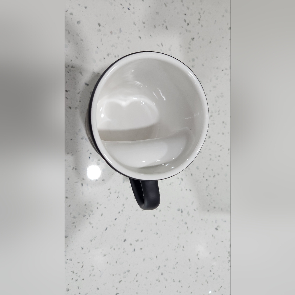 Hello Kitty Color Changing Coffee Mug - Picture 5 of 10